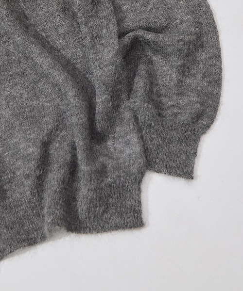 YLEVE(イレーヴ)の「【YLEVE/イレーヴ】SUPER KID MOHAIR HENRY NECK KNIT(ニット/セーター・メンズ・カーキ/ダークグレー・5/4)」の11枚目の写真