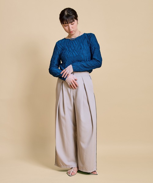 LHELBIE(レルビエ)の「ウェーブシアートップス(Tシャツ/カットソー・レディース・ブルー/アイボリー/ブラック・M)」の16枚目の写真