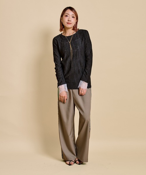 LHELBIE(レルビエ)の「ウェーブシアートップス(Tシャツ/カットソー・レディース・ブルー/アイボリー/ブラック・M)」の11枚目の写真