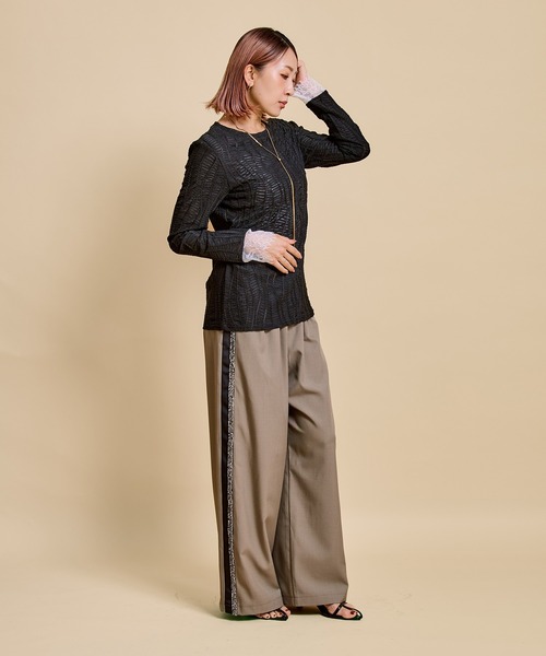 LHELBIE(レルビエ)の「ウェーブシアートップス(Tシャツ/カットソー・レディース・ブルー/アイボリー/ブラック・M)」の6枚目の写真