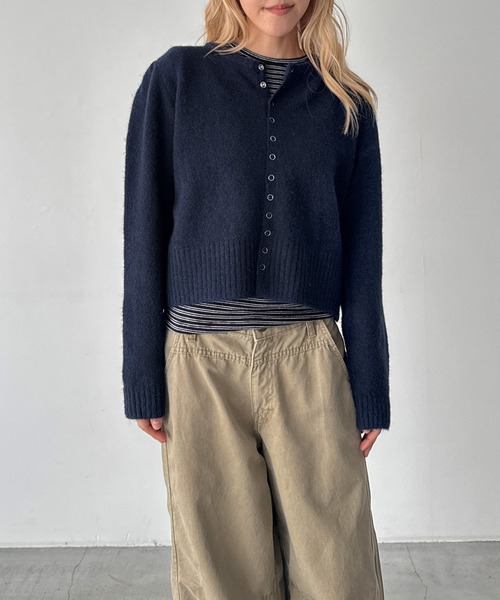 CANAL JEAN(キャナルジーン)の「El mar ウール混スナップボタンニットカーディガン(カーディガン/ボレロ・レディース・ネイビー/ブラウン/オフホワイト/チャコールグレー・ONE SIZE)」の17枚目の写真