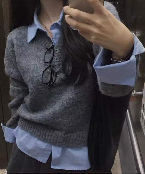 SHERU(シェル)の「スキッパーシャツレイヤードニット(ニット/セーター・レディース・ベージュ/ネイビー/ブラウン/グレー・M)」の15枚目の写真