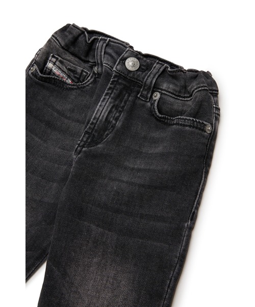 DIESEL(ディーゼル)の「ベビー デニムパンツ ジョグジーンズ D-GALE-B JJJ(デニムパンツ・キッズ・ブラック・24M/18M/36M)」の3枚目の写真