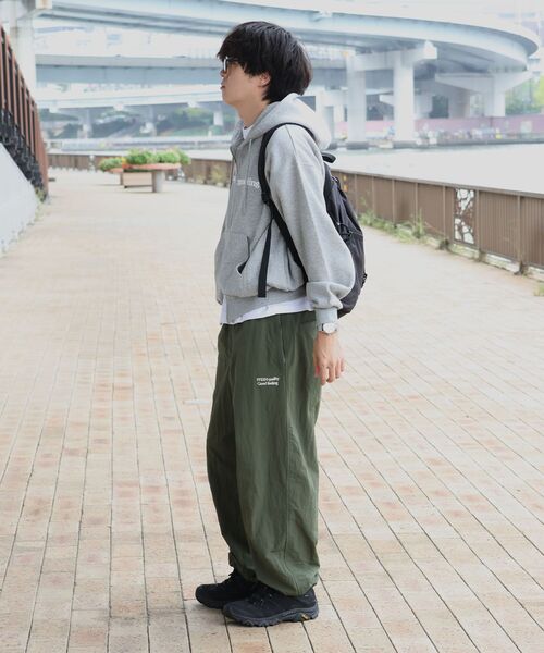 FFEIN(フェイン)の「お気に入り数2万人突破【FFEIN(フェイン)】センター3D刺繍立体フードZIPパーカー / パーカー 裏起毛 ヘビーウエイト ジップ フーディ ダブルジップ(パーカー・メンズ・グレー/ブラウン/ブラック/ネイビー/アッシュグレー/バーガンディー・SMALL/MEDIUM/LARGE)」の18枚目の写真