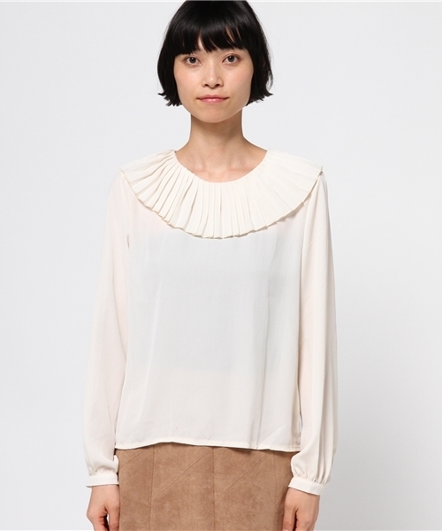 merlot plus(メルロープリュス)の「プリーツピエロ襟ブラウス2300(シャツ/ブラウス・レディース・アイボリー/ブラック/ピンク・FREE)」の4枚目の写真