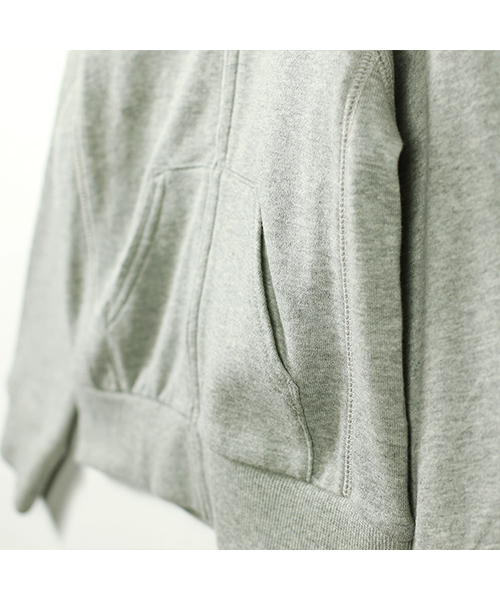 BRANSHES（ブランシェス）の「シンプルミニ裏毛長袖パーカー（パーカー・キッズ・ブラック/杢グレー・90cm/120cm/130cm/100cm/150cm/80ｃｍ/140cm/110cm）」の3枚目の写真