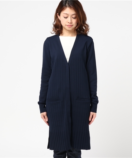 UNITED TOKYO（ユナイテッドトウキョウ）の「プリーツリブニットロングカーデ（カーディガン/ボレロ・レディース・レッド/サックスブルー/ネイビー・1）」の4枚目の写真