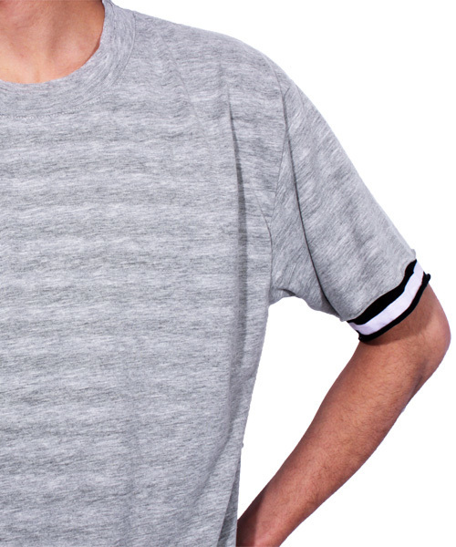 8(eight)(エイト)の「ロング丈 半袖 Tシャツ ボーダー タンクトップ付き(タンクトップ・メンズ・グレー/ブラック/ホワイト・MEDIUM/LARGE)」の20枚目の写真