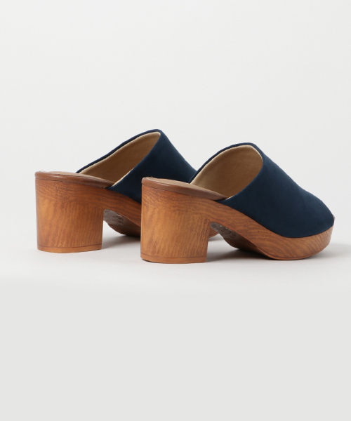 laboratory work（ラボラトリーワーク）の「スエードサンダル（サンダル・レディース・ネイビー/ブラウン/レッド・MEDIUM/LARGE）」の6枚目の写真