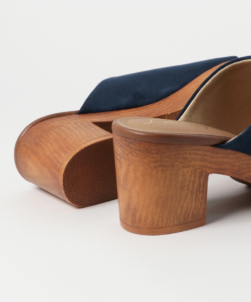 laboratory work（ラボラトリーワーク）の「スエードサンダル（サンダル・レディース・ネイビー/ブラウン/レッド・MEDIUM/LARGE）」の9枚目の写真