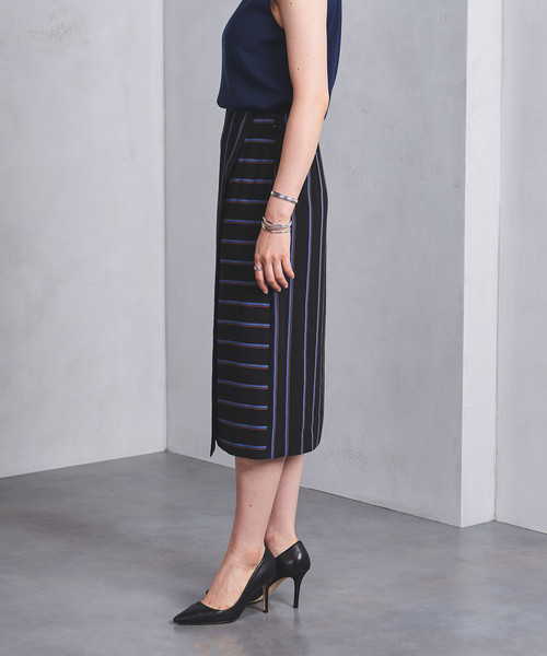 UNITED ARROWS（ユナイテッドアローズ）の「UBCB R/N パネルストライプ ラップスカート ◆（スカート・レディース・ブラック/ワインレッド・34/40/36/38）」の3枚目の写真