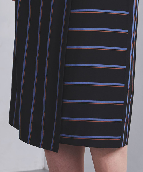 UNITED ARROWS（ユナイテッドアローズ）の「UBCB R/N パネルストライプ ラップスカート ◆（スカート・レディース・ブラック/ワインレッド・34/40/36/38）」の13枚目の写真