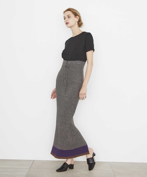 city(シティ)の「【CITY】MELANGE WOOL LACE-UP SKIRT(スカート・レディース・ブラック/レッド・1)」の4枚目の写真