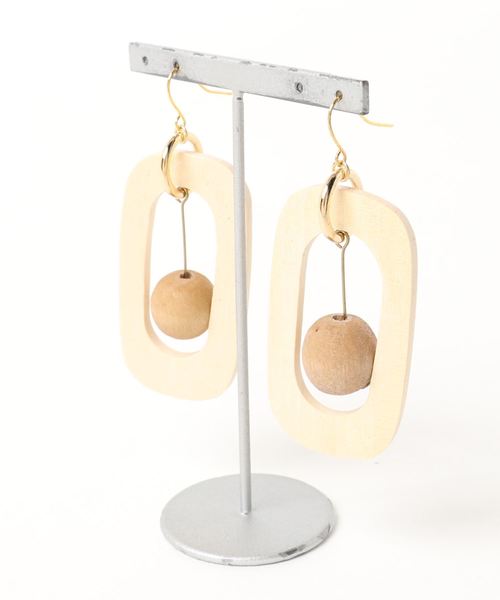 tone(トーン)の「【Naora】wood ピアス(ピアス(両耳用)・レディース・ベージュ・FREE)」の1枚目の写真