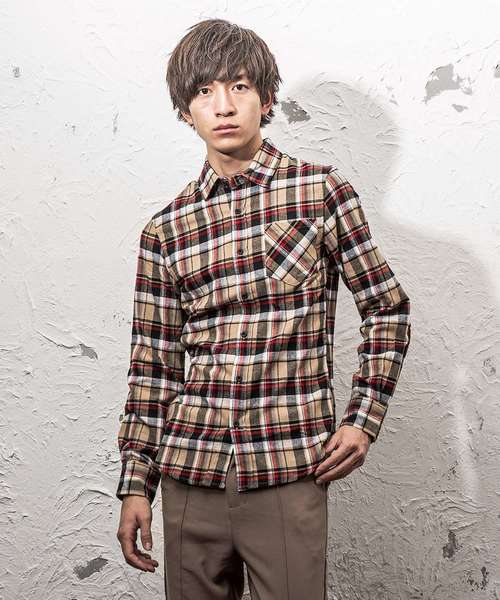 MinoriTY（マイノリティ）の「レギュラーカラービエラチェックシャツ（シャツ/ブラウス・メンズ・ホワイト/ネイビー/ブラック系その他/ベージュ系その他/ブルー系その他/レッド系その他/ワイン/ブルー系その他2/レッド系その他2/チェック・S/M/L/XL）」の3枚目の写真