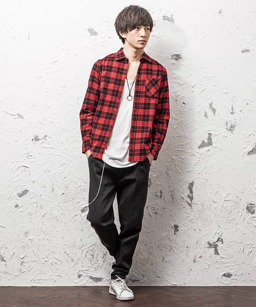 MinoriTY（マイノリティ）の「レギュラーカラービエラチェックシャツ（シャツ/ブラウス・メンズ・ホワイト/ネイビー/ブラック系その他/ベージュ系その他/ブルー系その他/レッド系その他/ワイン/ブルー系その他2/レッド系その他2/チェック・S/M/L/XL）」の20枚目の写真