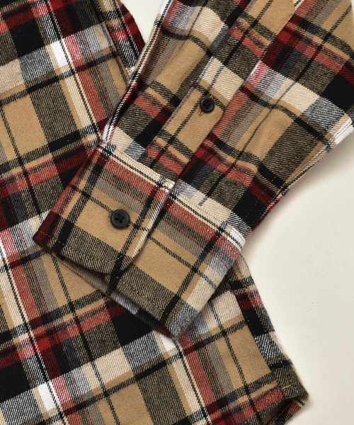 MinoriTY（マイノリティ）の「レギュラーカラービエラチェックシャツ（シャツ/ブラウス・メンズ・ホワイト/ネイビー/ブラック系その他/ベージュ系その他/ブルー系その他/レッド系その他/ワイン/ブルー系その他2/レッド系その他2/チェック・S/M/L/XL）」の22枚目の写真