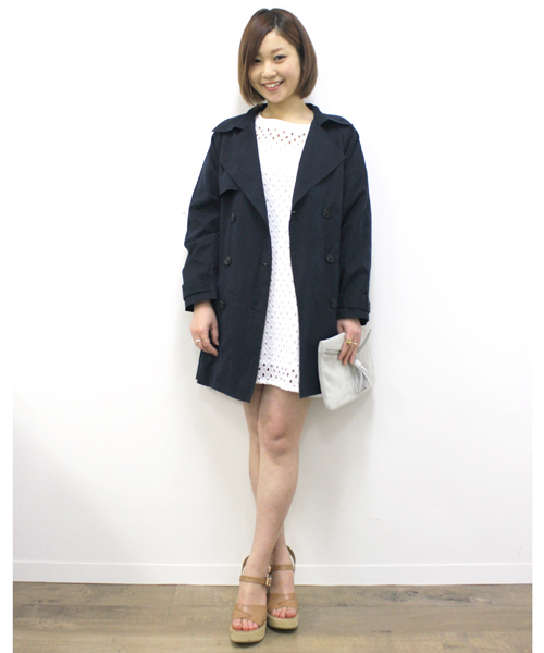 mystic(ミスティック)の「配色トレンチコート(トレンチコート・レディース・ベージュ/ネイビー/キャメル/ピンク・フリ-)」の3枚目の写真