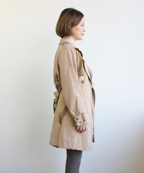 mystic(ミスティック)の「配色トレンチコート(トレンチコート・レディース・ベージュ/ネイビー/キャメル/ピンク・フリ-)」の8枚目の写真