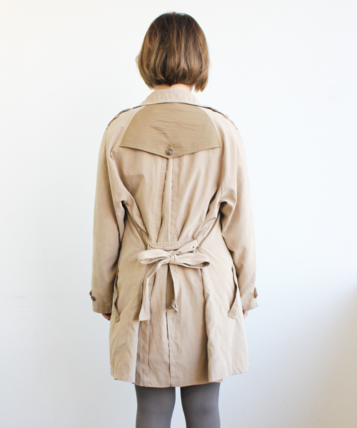 mystic(ミスティック)の「配色トレンチコート(トレンチコート・レディース・ベージュ/ネイビー/キャメル/ピンク・フリ-)」の9枚目の写真