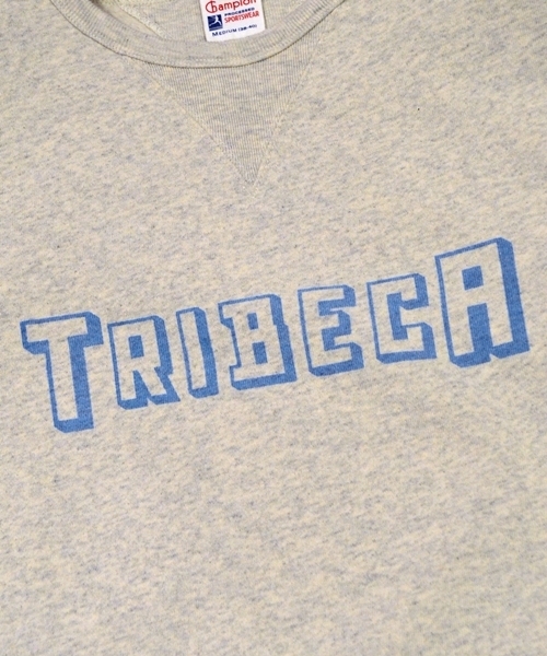 SHIPS(シップス)の「Champion: 【SHIPS AUTHENTIC 別注】 チャンピオン プリント クルーネック スウェット 14SS■(スウェット・メンズ・アイボリー/ヘザ-グレー/ブルー/ネイビー・SMALL/MEDIUM/LARGE)」の11枚目の写真