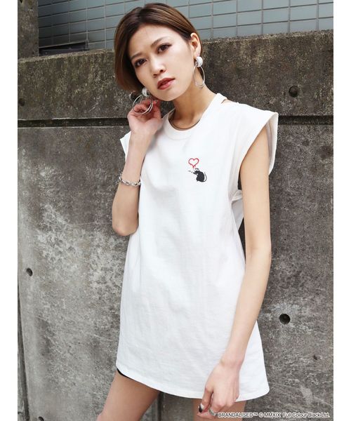 EMODA(エモダ)の「CHOKER LONGタンクトップ Banksy Love Rat ART(タンクトップ・レディース・ホワイト/ブラック・FREE)」の2枚目の写真