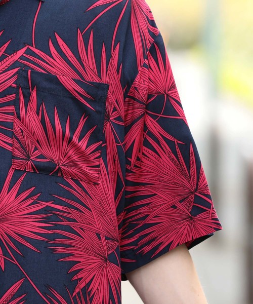 JUNRED(ジュンレッド)の「【ビッグシルエット】リーフプリントオープンカラーシャツ(シャツ/ブラウス・メンズ・ネイビー/レッド/イエロー/ブラック/イエロー系その他2・S/M/L)」の7枚目の写真