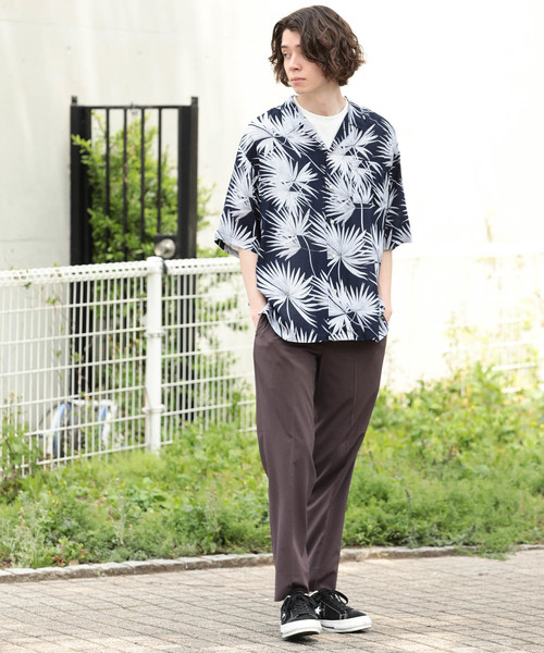 JUNRED(ジュンレッド)の「【ビッグシルエット】リーフプリントオープンカラーシャツ(シャツ/ブラウス・メンズ・ネイビー/レッド/イエロー/ブラック/イエロー系その他2・S/M/L)」の10枚目の写真