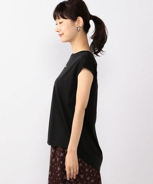 Petit Honfleur（プチオンフルール）の「【COOLER TOUCHシリーズ】ロゴプリントTシャツ（Tシャツ/カットソー・レディース・ブラック/ネイビー/カーキ・M size/L size）」の4枚目の写真