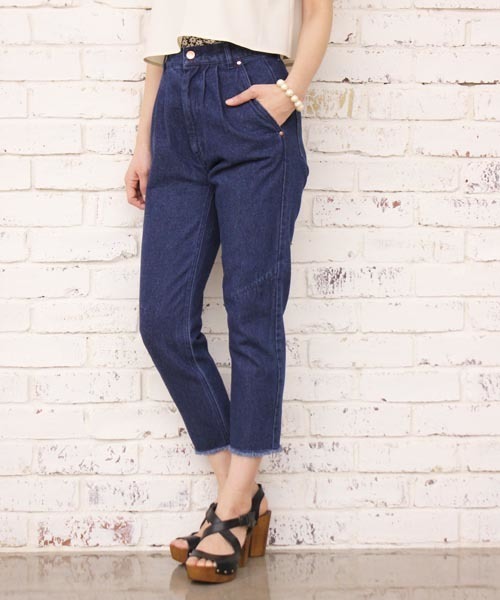 Kastane（カスタネ）の「【Kastane】裁ちきりデニムパンツ（その他パンツ・レディース・ホワイト/ブルー・MEDIUM/SMALL）」の3枚目の写真