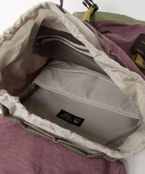 BURTON(バートン)の「TINDER 25L バックパック(バックパック/リュック・メンズ・ベージュ/ブラウン/グレー/カーキ/ピンク/ブルー/グリーン/ベージュ系その他/ブルー系その他/ベージュ系その他2/ブルー系その他2・FREE)」の17枚目の写真