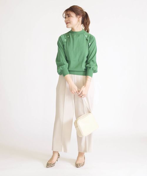 SHIPS（シップス）の「ハイネックボタンニットプルオーバー（ニット/セーター・レディース・ナチュラル/ダークグレー/グリーン・ONE SIZE）」の15枚目の写真