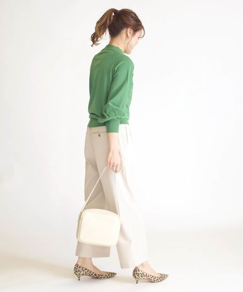 SHIPS（シップス）の「ハイネックボタンニットプルオーバー（ニット/セーター・レディース・ナチュラル/ダークグレー/グリーン・ONE SIZE）」の19枚目の写真