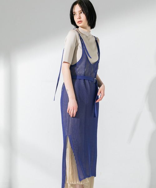 UNITED TOKYO（ユナイテッドトウキョウ）の「バックオープン キャミワンピース（ワンピース・レディース・ゴールド/ブルー・0）」の4枚目の写真