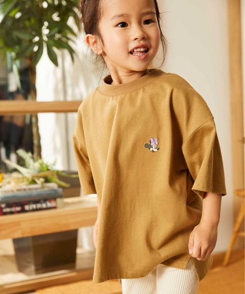 &yam(アンドヤム)の「ミッキー刺繍T(Tシャツ/カットソー・キッズ・ホワイト/キャメル/ピンク/カーキ/ブラック/チャコールグレー・90/100/110/120/130/140/150)」の17枚目の写真