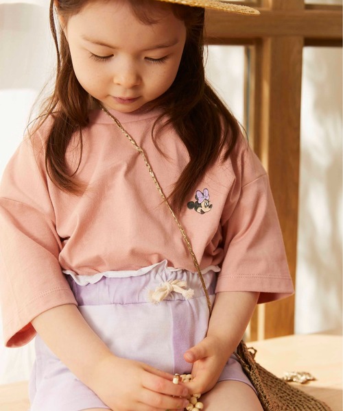 &yam(アンドヤム)の「ミッキー刺繍T(Tシャツ/カットソー・キッズ・ホワイト/キャメル/ピンク/カーキ/ブラック/チャコールグレー・90/100/110/120/130/140/150)」の19枚目の写真