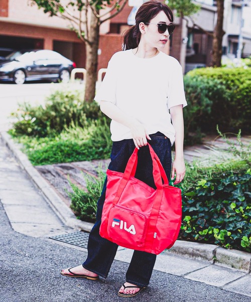 FILA（フィラ）の「【FILA/フィラ】トートバッグ /アウトドア キャンプ ビーチ プール / エコバッグ 折りたたみバッグ（トートバッグ・レディース・ブラック/ネイビー/レッド・FREE）」の3枚目の写真