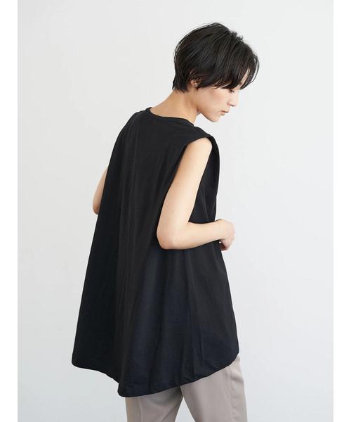 AMERICAN HOLIC（アメリカンホリック）の「ノースリーブバックフレアカットチュニック　＊（Tシャツ/カットソー・レディース・ベージュ/オフホワイト/ブラック/グリーン/ブラウン・M/L）」の7枚目の写真