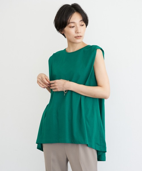 AMERICAN HOLIC（アメリカンホリック）の「ノースリーブバックフレアカットチュニック　＊（Tシャツ/カットソー・レディース・ベージュ/オフホワイト/ブラック/グリーン/ブラウン・M/L）」の5枚目の写真