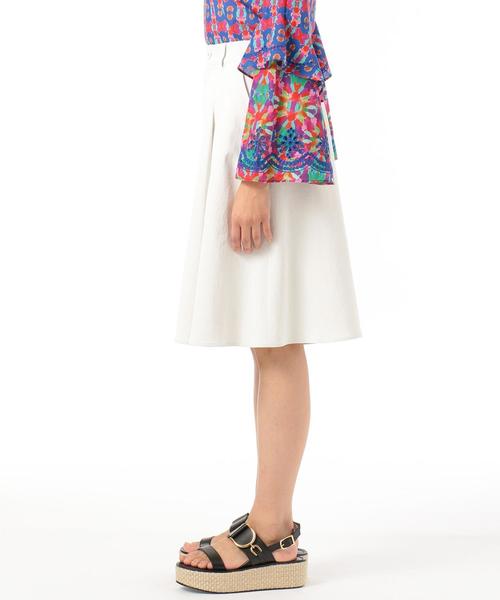 GRACE CONTINENTAL(グレースコンチネンタル)の「フレアハーフパンツ(その他パンツ・レディース・ベージュ/ホワイト・38/36)」の11枚目の写真
