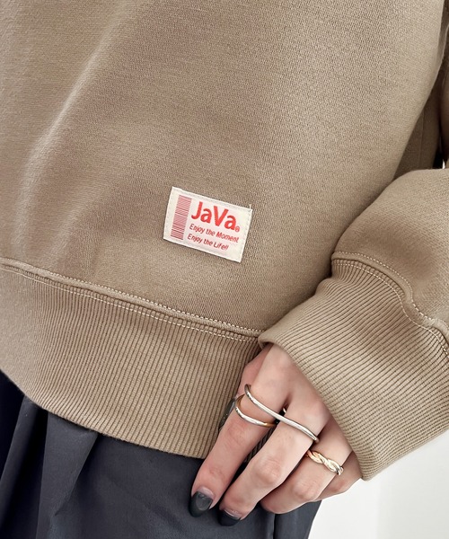 Java(ジャバ)の「《JaVa ジャバコラボ》配色ステッチクロップド丈スウェットプルオーバー(スウェット・レディース・ブラック/モカ/アイボリー/グレイッシュベージュ/ブルー系その他・MEDIUM/LARGE/X-LARGE/SMALL)」の15枚目の写真