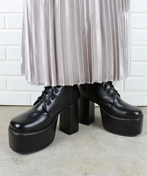 LOVEHUNTER(ラブハンター)の「LOVEHUNTER / 10.5cm厚底 スクエアトゥ レースアップブーツ(1542)(ブーツ・レディース・ブラック/ダークブラウン/アイボリー/ブラック系その他/シルバー・S/M/L/LL/SS/3L)」の8枚目の写真