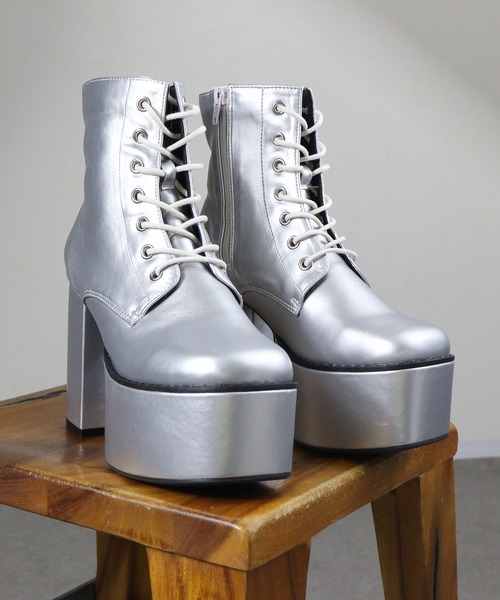 LOVEHUNTER(ラブハンター)の「LOVEHUNTER / 10.5cm厚底 スクエアトゥ レースアップブーツ(1542)(ブーツ・レディース・ブラック/ダークブラウン/アイボリー/ブラック系その他/シルバー・S/M/L/LL/SS/3L)」の18枚目の写真