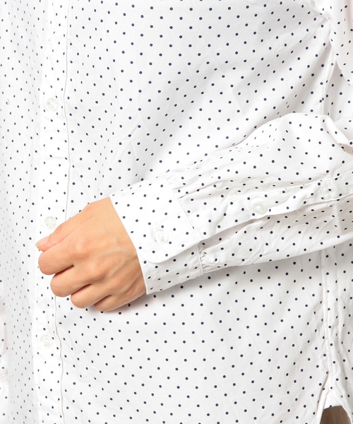 coen（コーエン）の「ライトオックスフォードドット柄シャツ（シャツ/ブラウス・レディース・ホワイト/ネイビー・MEDIUM/LARGE/SMALL）」の4枚目の写真
