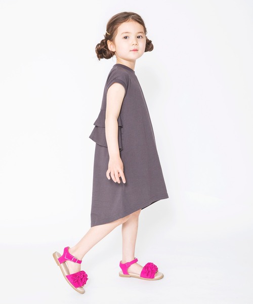BRANSHES(ブランシェス)の「うしろ2段フリル半袖ワンピース(ワンピース・キッズ・ピンクベージュ/チャコールグレー・150cm/110cm/100cm/140cm/90cm/80cm/120cm/130cm)」の10枚目の写真