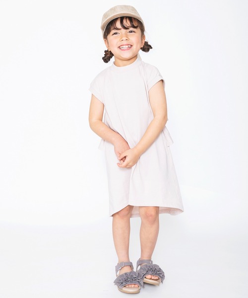 BRANSHES(ブランシェス)の「うしろ2段フリル半袖ワンピース(ワンピース・キッズ・ピンクベージュ/チャコールグレー・150cm/110cm/100cm/140cm/90cm/80cm/120cm/130cm)」の15枚目の写真