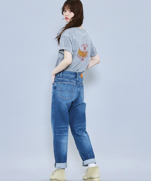 EDWIN（エドウィン）の「EDWIN USED LOOK ヴィンテージ半袖Tシャツ【ユニセックス】（Tシャツ/カットソー・レディース・ホワイト/ベージュ/ブラック/ホワイト系その他/グレー系その他/ベージュ系その他/グレイッシュブルー/ブルー系その他・SMALL/LARGE）」の5枚目の写真