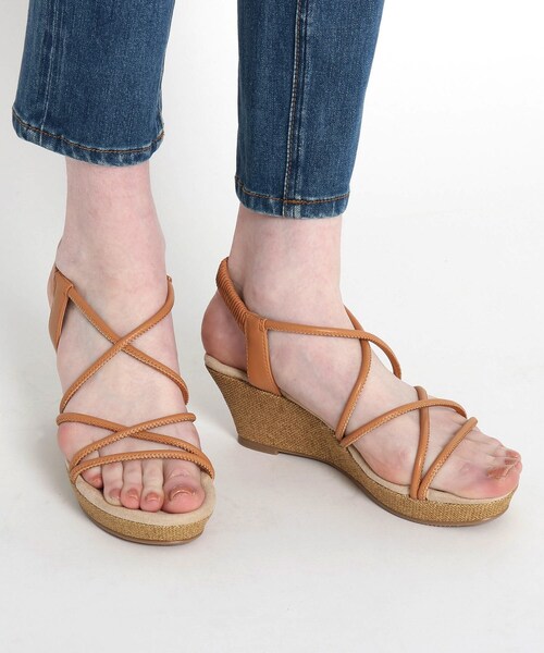 THE SHOP TK （ザ ショップ ティーケー ）の「◆【人間工学】ストリングスウェッジサンダル（サンダル・レディース・ブラック/オフホワイト/キャメル・35/45）」の16枚目の写真