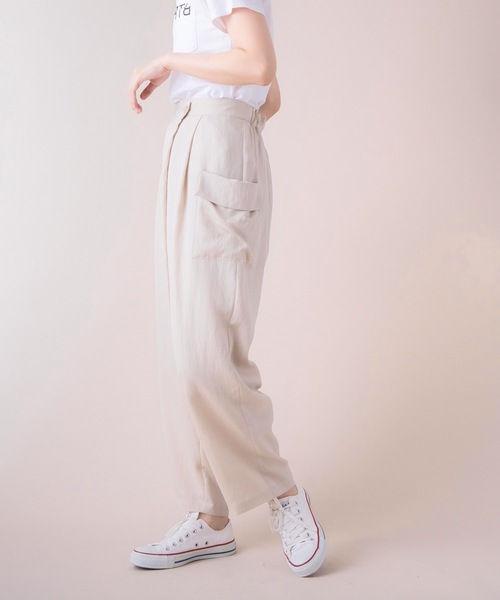 La SRIC(ラスリック)の「La SRIC / アシンメトリータックパンツ 【セットアップ可】(その他パンツ・レディース・ブルー系その他/ベージュ・38)」の3枚目の写真