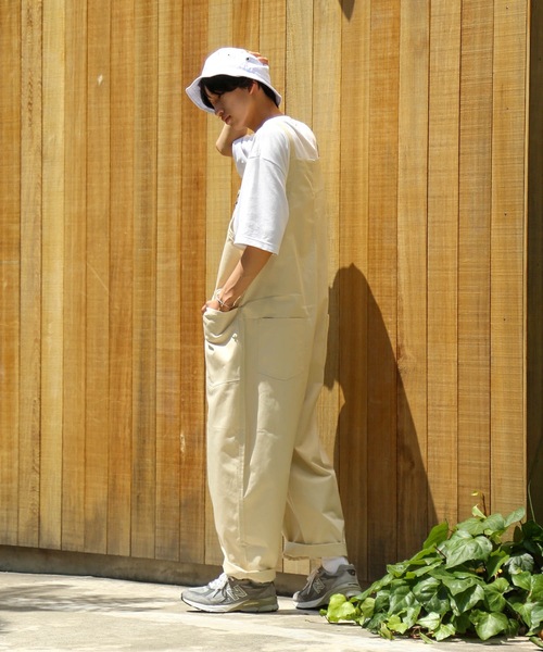 Blue Standard （ブルースタンダード）の「【BLUE STANDARD】ビッグシルエット　ツイルフロントZIPオーバーオール（サロペット/オーバーオール・メンズ・ブラック/カーキ/ブルー/ベージュ/オフホワイト・MEDIUM/LARGE）」の9枚目の写真